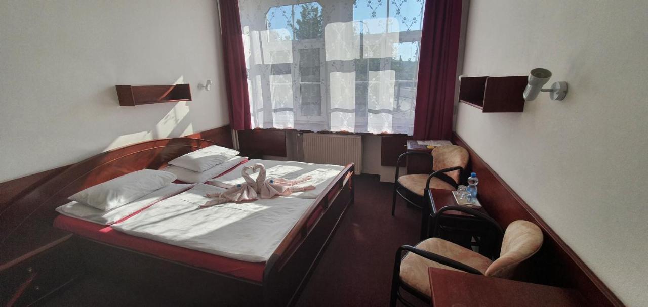 Hotel Jerabek Prague Luaran gambar